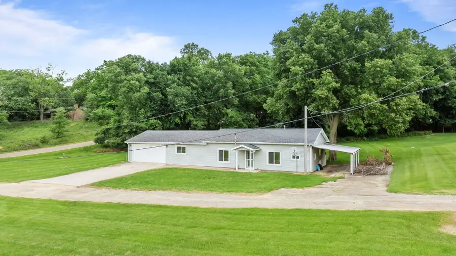 165 S Blackhawk Road, Oregon, IL 61061 - #3