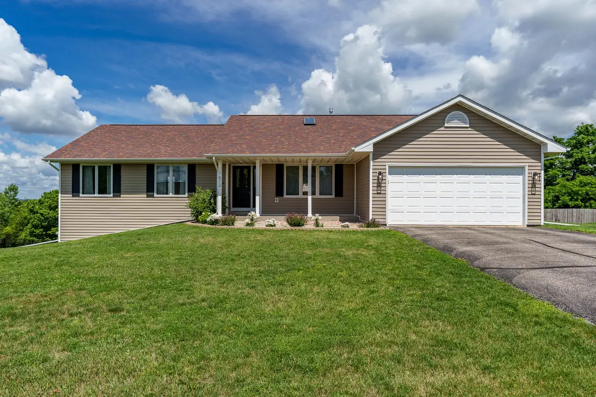 7672 Hawks Ridge, Machesney Park, IL 61115 - #1