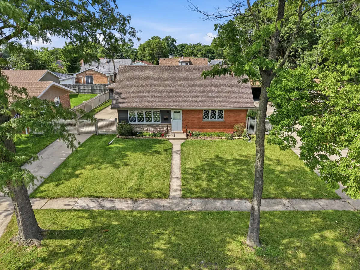 7036 Oxford Street, Bridgeview, IL 60455 - #1