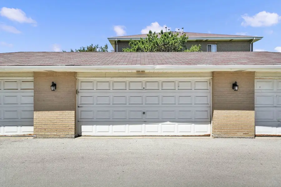 4217 W 76th Street #303, Chicago, IL 60652 - #2