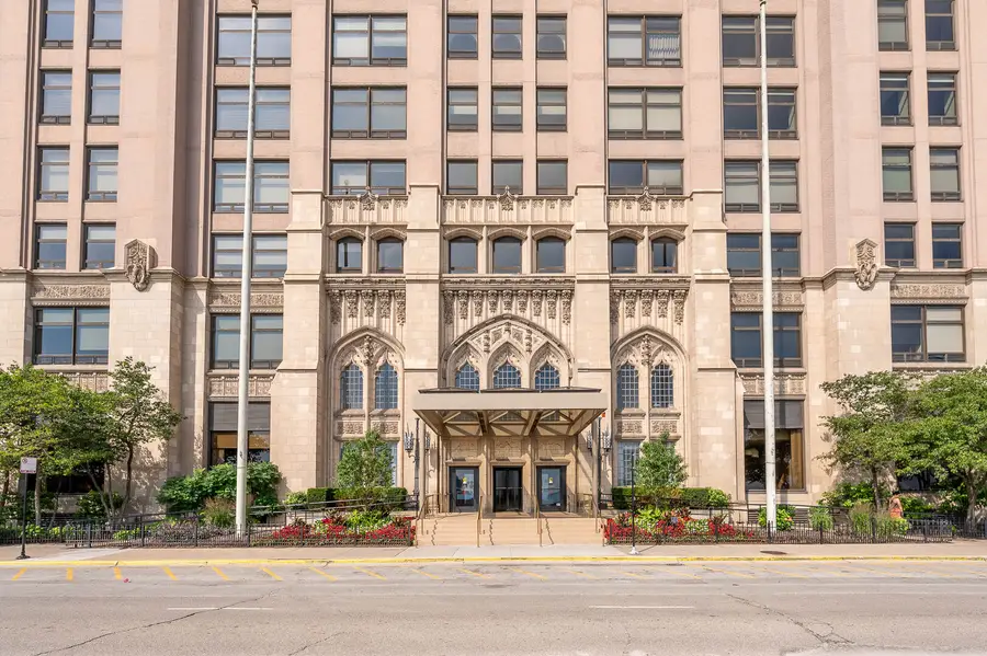 680 N Lake Shore Drive #1313, Chicago, IL 60611 - #2