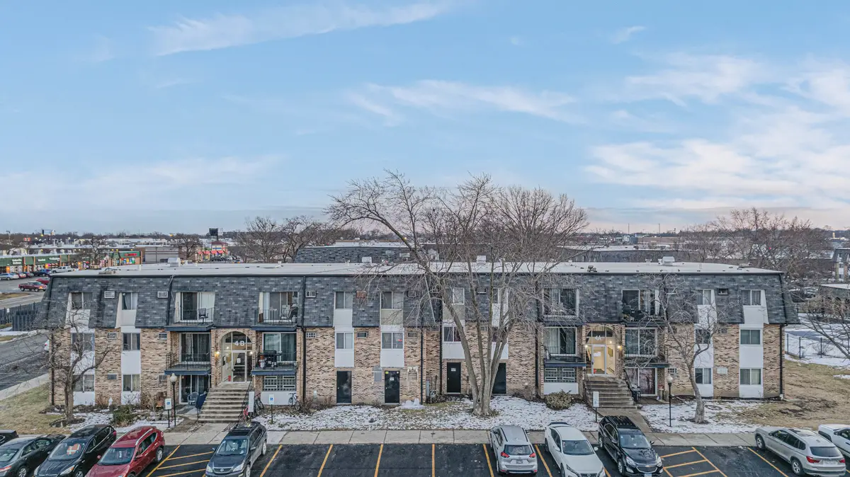 4A E Dundee Quarter Drive #207, Palatine, IL 60074 - #1
