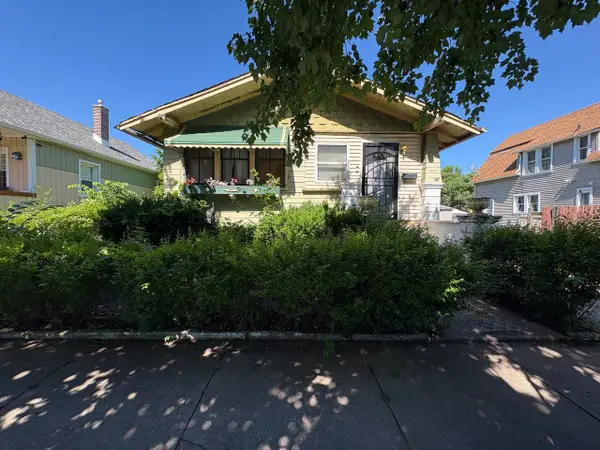 14032 S Burnham Avenue, Burnham, IL 60633