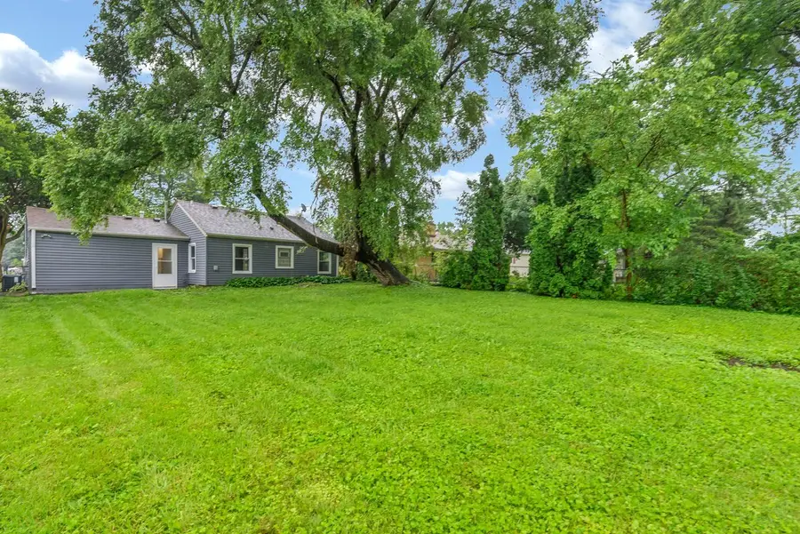 32910 N Meadow Road, Grayslake, IL 60030 - #2