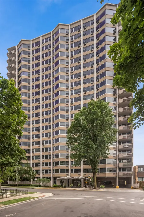 555 W Cornelia Avenue #1311, Chicago, IL 60657