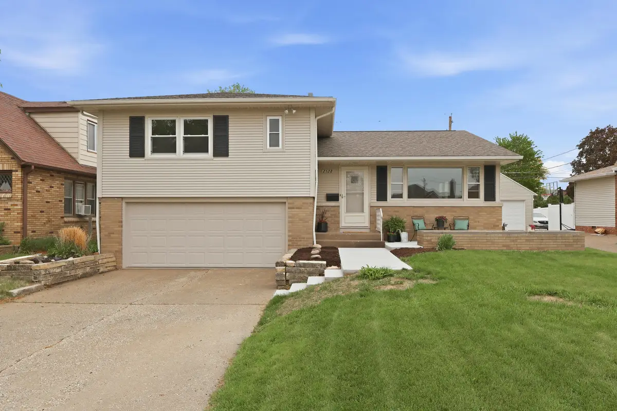 Address Withheld By Seller, Moline, IL 61265 - #1