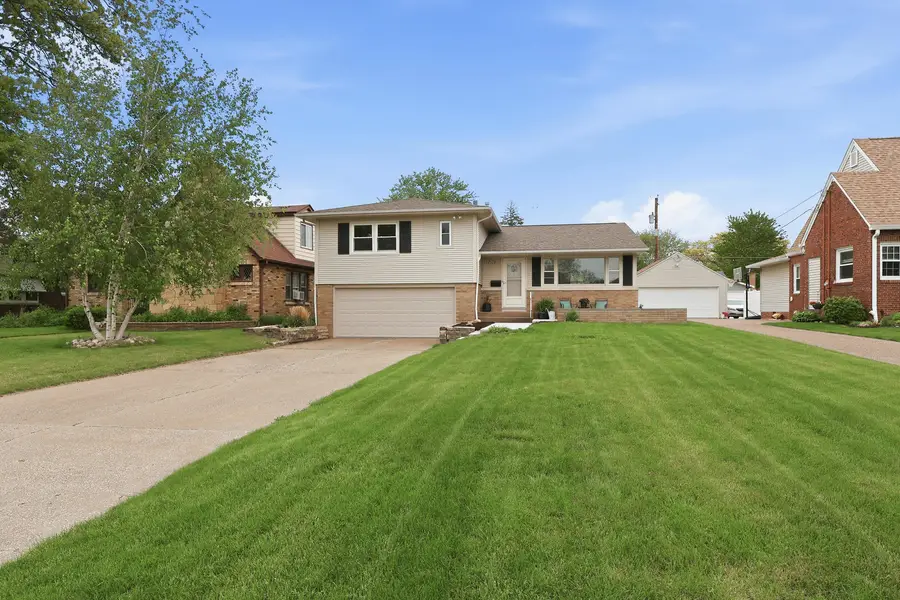 Address Withheld By Seller, Moline, IL 61265 - #3