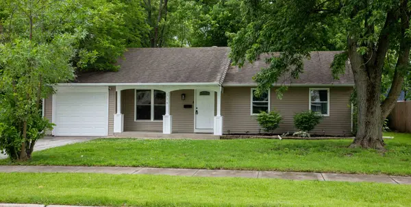114 E Clark Street, Glenwood, IL 60425