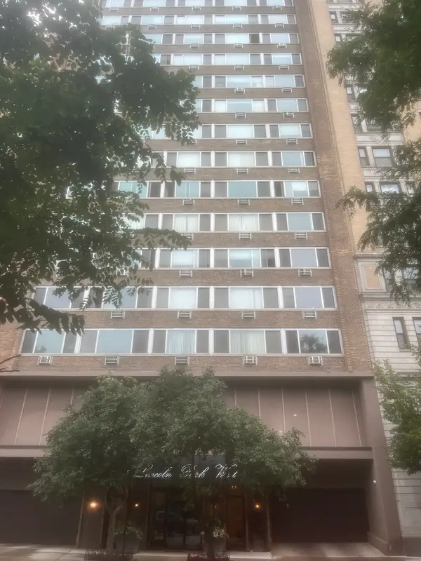 2144 N Lincoln Park W #12C, Chicago, IL 60614