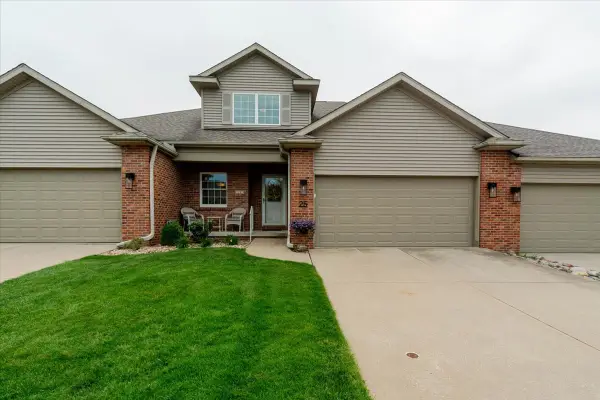 25 Arbor Court #25, Bloomington, IL 61704