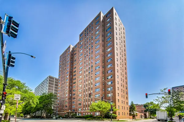 2909 N Sheridan Road #114, Chicago, IL 60657