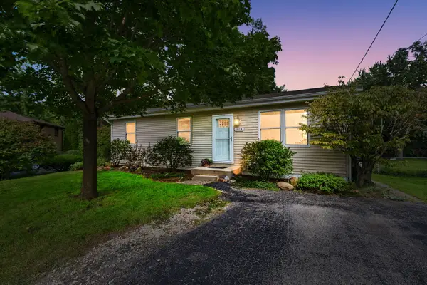 1814 Hazelwood Drive, Lindenhurst, IL 60046