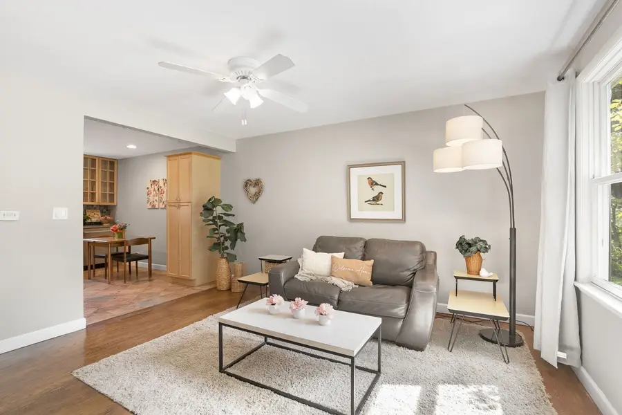 1814 Hazelwood Drive, Lindenhurst, IL 60046 - #2