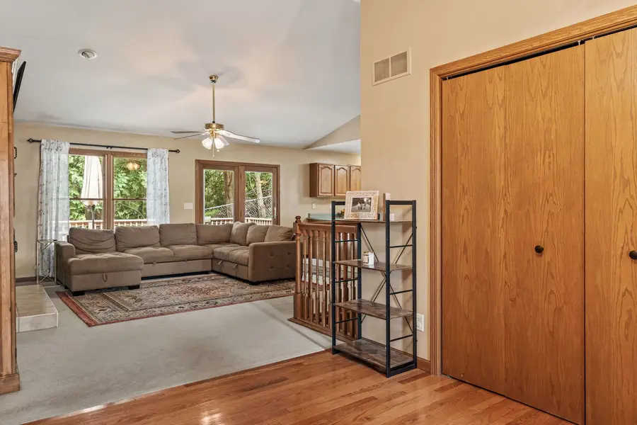 220 Benton Street, Le Claire, IA 52753 - #3
