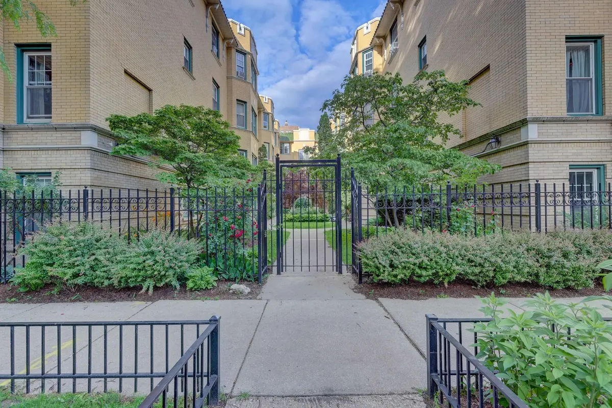 5515 N Winthrop Avenue #3E, Chicago, IL 60640 - #1
