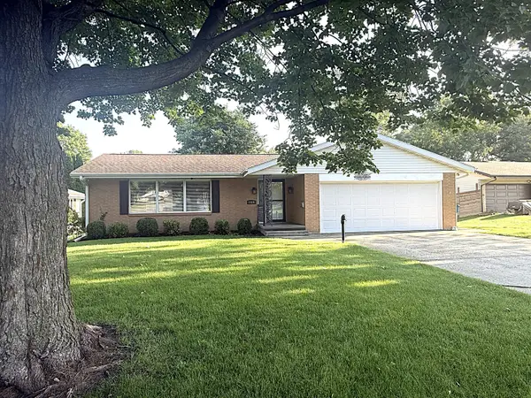 1419 Douglas Terrace, Dixon, IL 61021