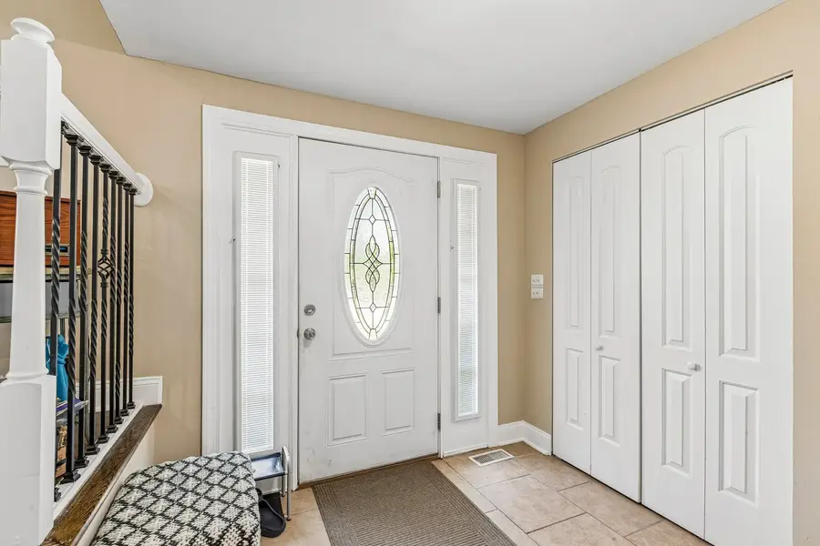 7 Derbyshire Court, Bolingbrook, IL 60440 - #3