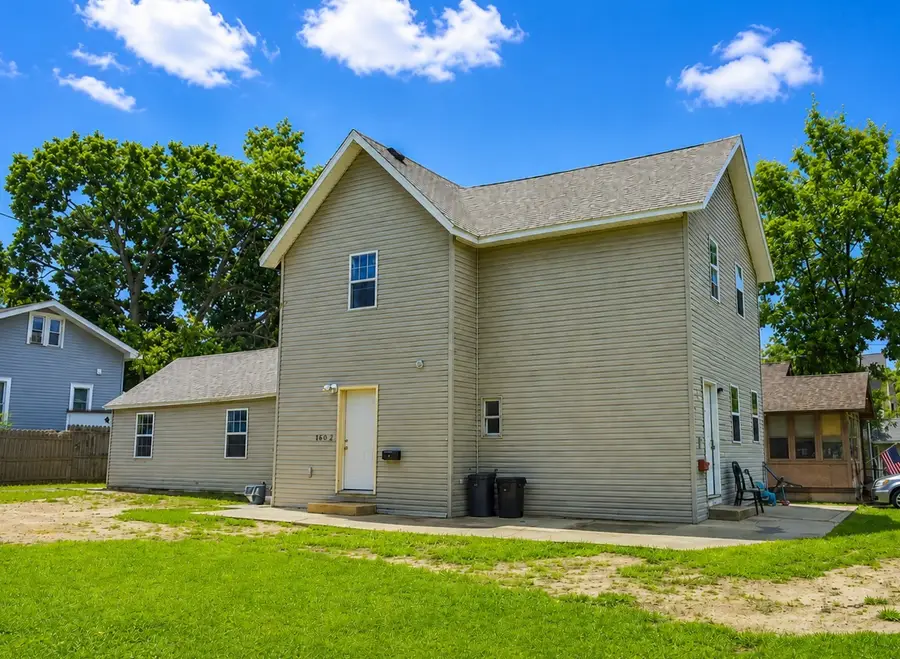 301 4th Avenue, Rock Falls, IL 61071 - #3
