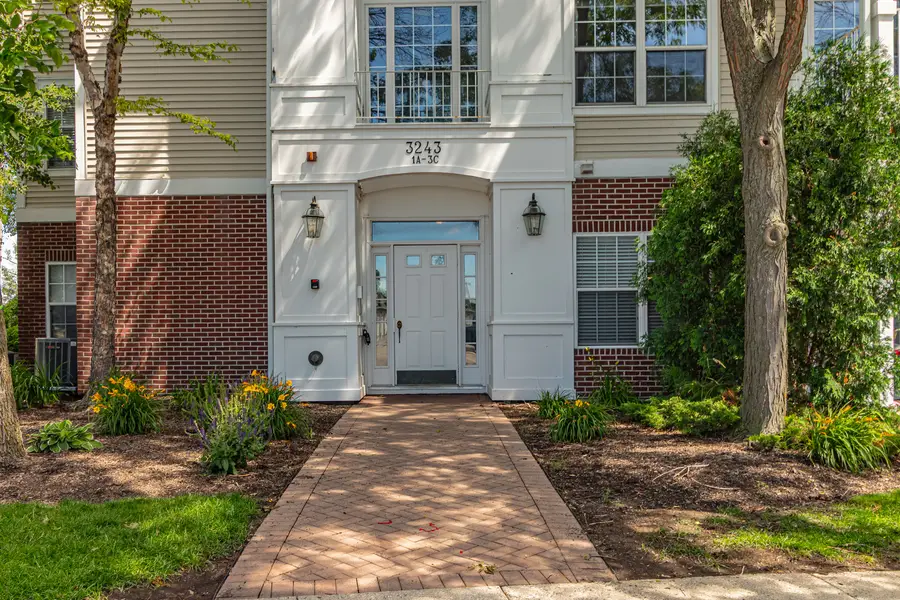 3243 Stratford Court #3B, Lake Bluff, IL 60044 - #2