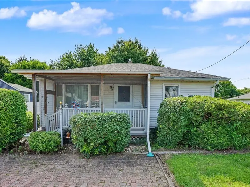 810 12th Street W, Milan, IL 61264 - #2