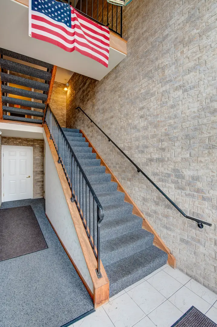 6810 Ridge Point Drive #1A, Oak Forest, IL 60452 - #3