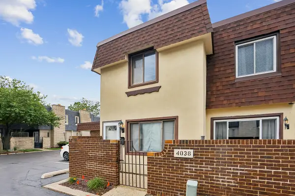 4038 W Almansa Lane, Oak Lawn, IL 60453