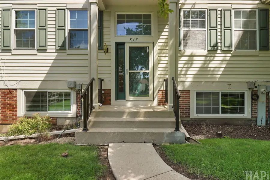 847 Essex Circle, Grayslake, IL 60030 - #2