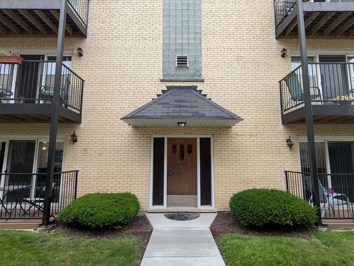 6484 N Northwest Highway #7, Chicago, IL 60631 - #1