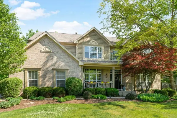 305 Morgan Lane, Fox River Grove, IL 60021