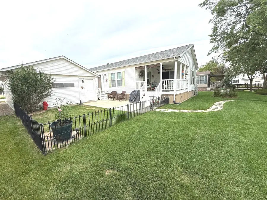 23021 S Pinehurst Drive, Frankfort, IL 60423 - #2
