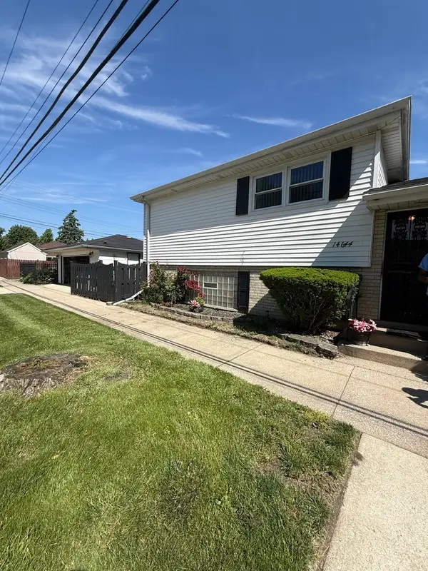 14644 Kenwood Avenue, Dolton, IL 60419