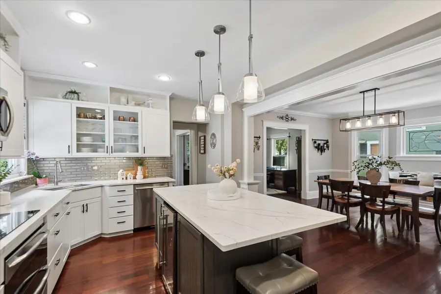 307 Elm Court, Libertyville, IL 60048 - #3