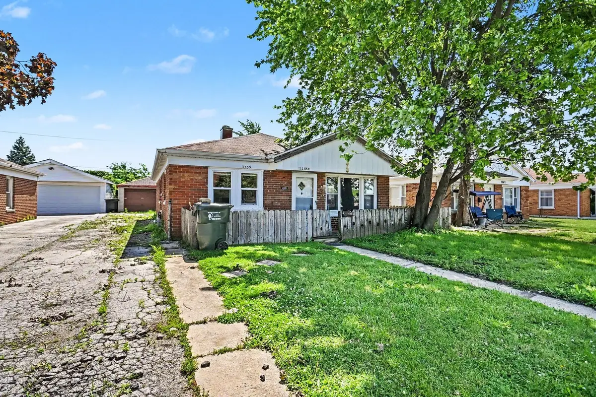 11559 S Kedzie Avenue, Merrionette Park, IL 60803 - #1