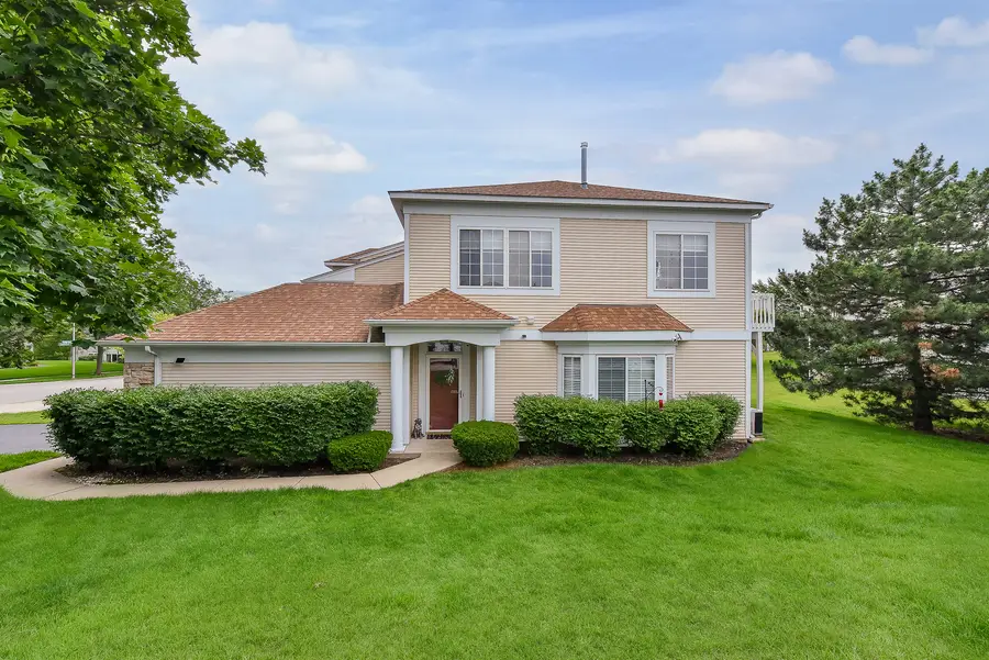 2077 College Green Drive #2077, Elgin, IL 60123 - #2