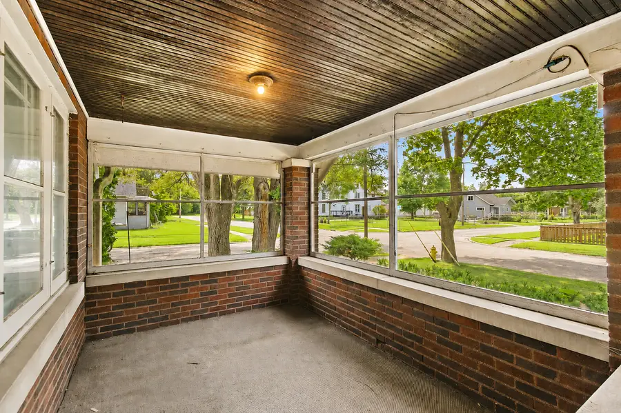 2026 16th Avenue, Rockford, IL 61104 - #2