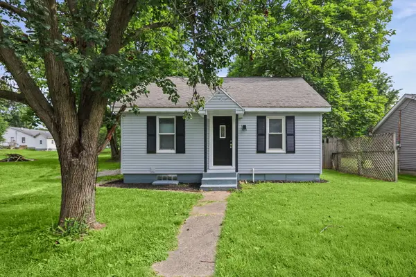 506 E Elm Street, Salem, IL 62881