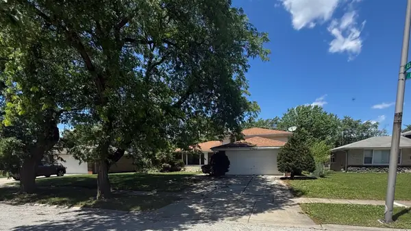 942 E 168th Street, South Holland, IL 60473