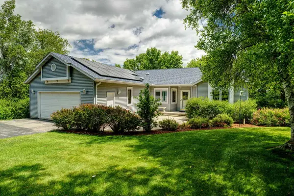 26-48 Norwood Drive, Lanark, IL 61046