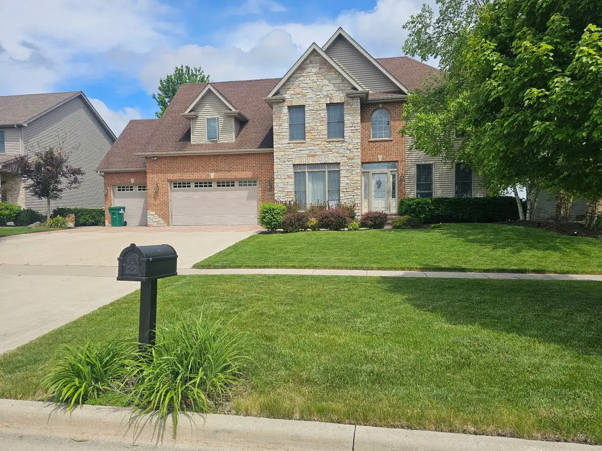 1910 Parkside Drive, Sycamore, IL 60178 - #1