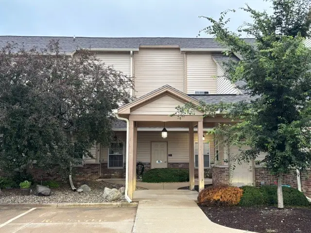 3712 Thornhill Drive #3712, Champaign, IL 61822 - #2
