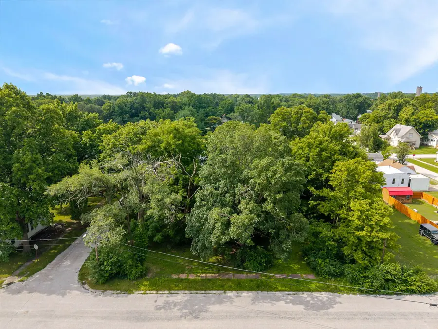 307 E Church Street, Salem, IL 62881 - #3