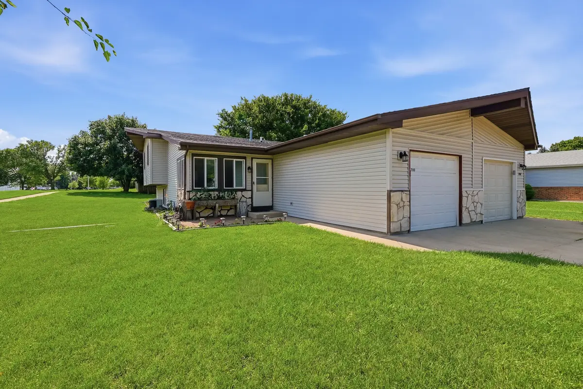 700 Michigan Avenue, South Elgin, IL 60177 - #1