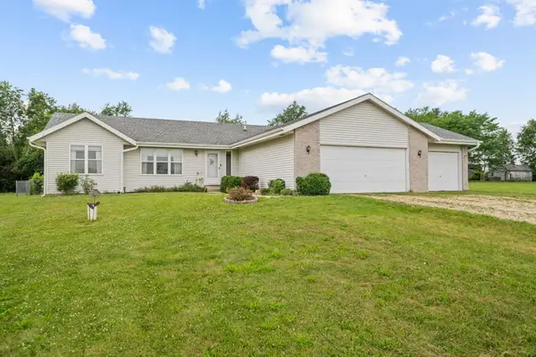 8974 N Pecatonica Road, Pecatonica, IL 61063