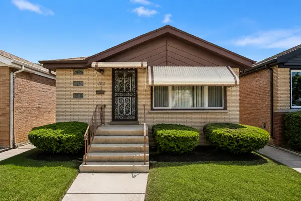12347 S Elizabeth Street, Calumet Park, IL 60827
