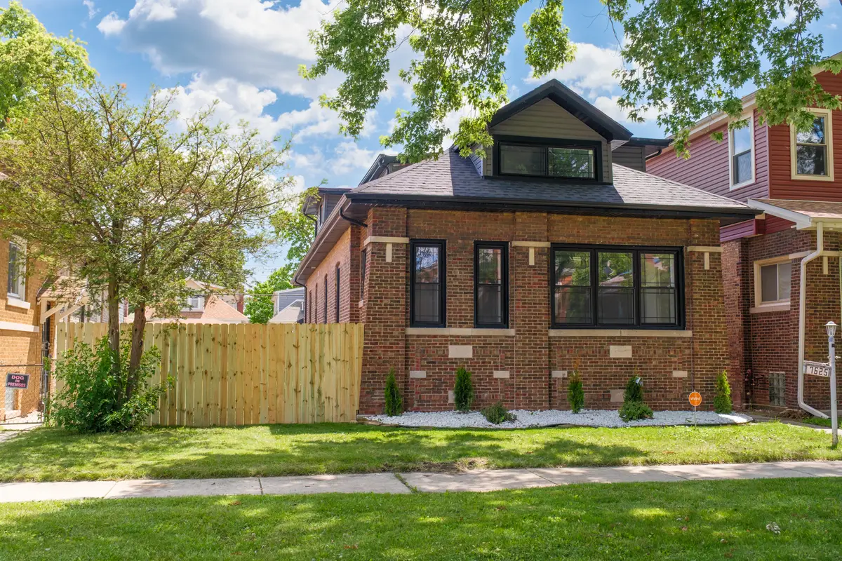 7625 S Clyde Avenue, Chicago, IL 60649 - #1