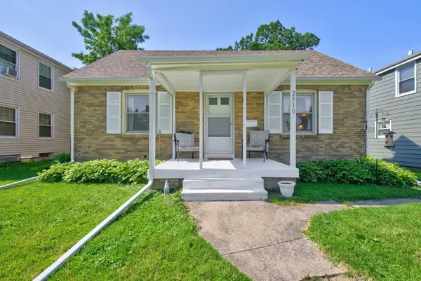 2510 23 1/2 Avenue, Rock Island, IL 61201