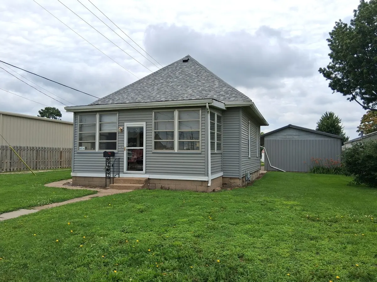 112 E 6th Street, Kewanee, IL 61443 - #1