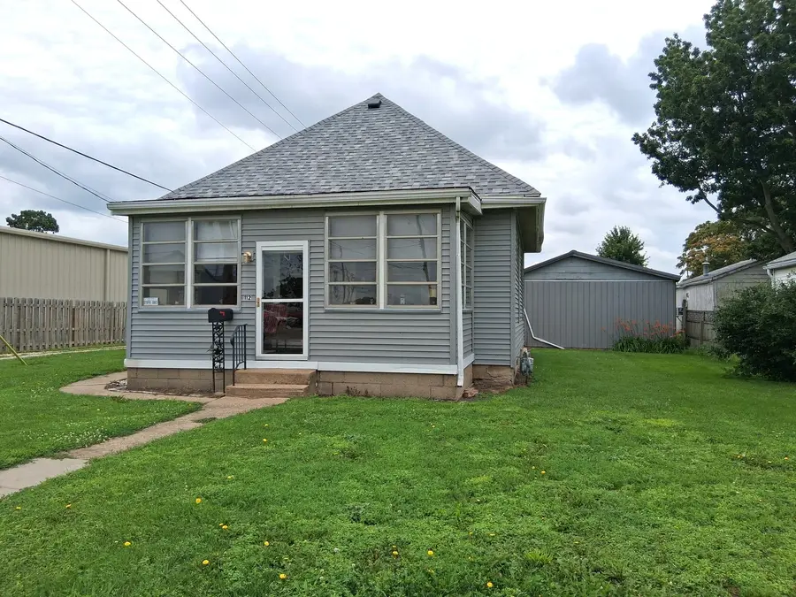 112 E 6th Street, Kewanee, IL 61443 - #2