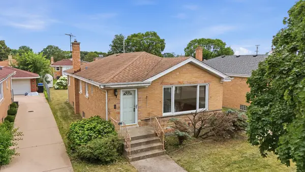 4847 N Sayre Avenue, Chicago, IL 60656