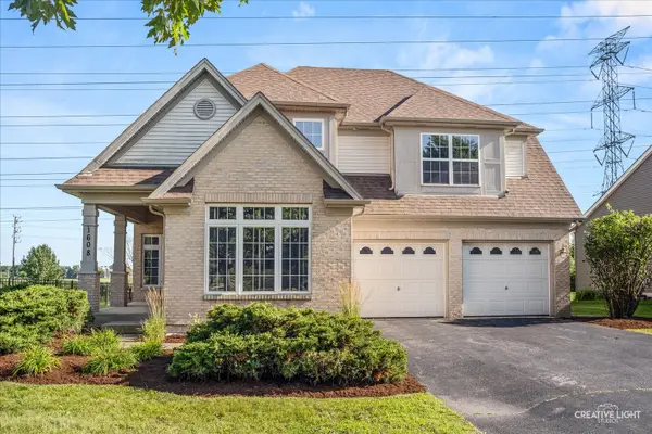 1608 Hearthstone Lane, North Aurora, IL 60542